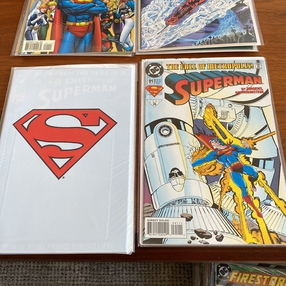 Lot of 10 1980s Superman Comic Books - Picture 6 of 7